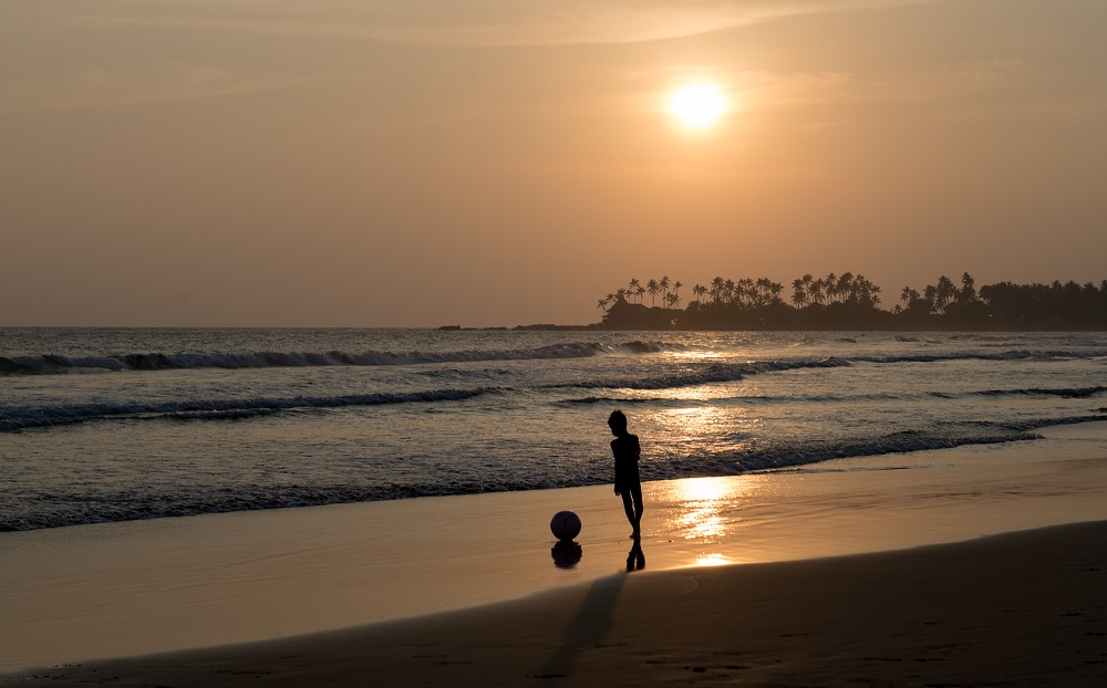 Актер &quot;Дизель Шоу&quot; отдохнул с семьей на Шри-Ланке