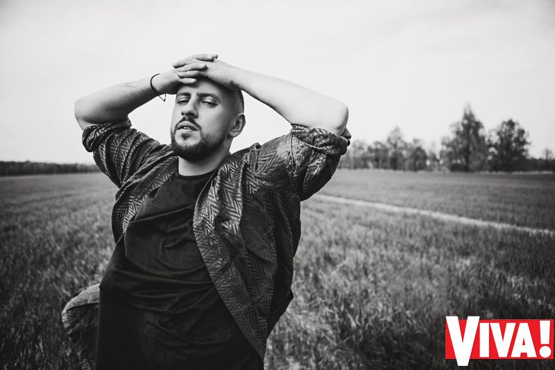 Неожиданно: Monatik распрощался с густой бородой