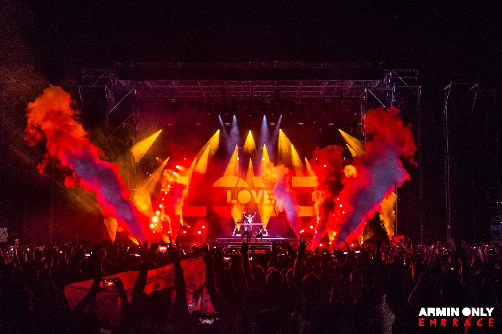 Armin Van Buuren в Киеве 2017