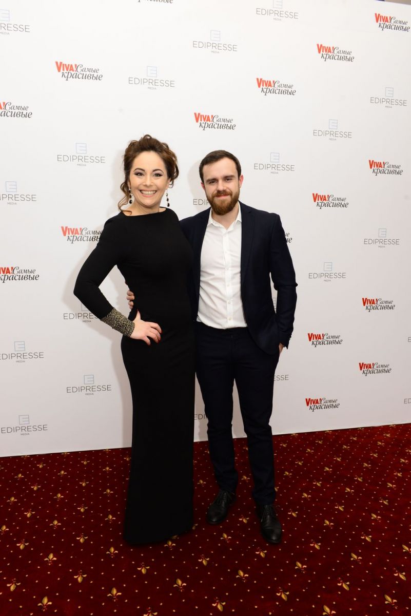 Viva! Самые красивые-2017: самые красивые пары на красной дорожке главной церемонии страны