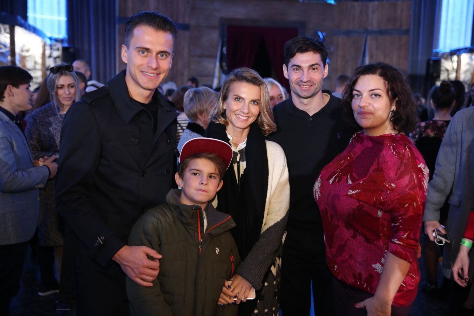 Звезды на премьере шоу Дім таємничих пригод