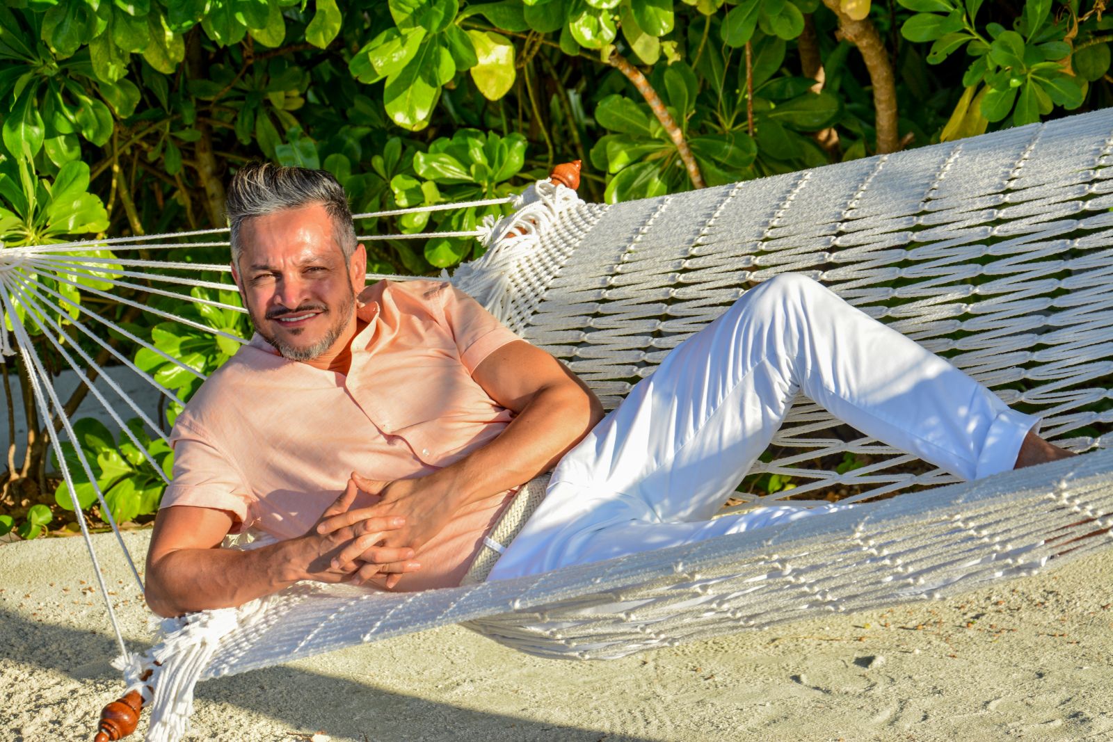 Эктор Хименес-Браво на отдыхе