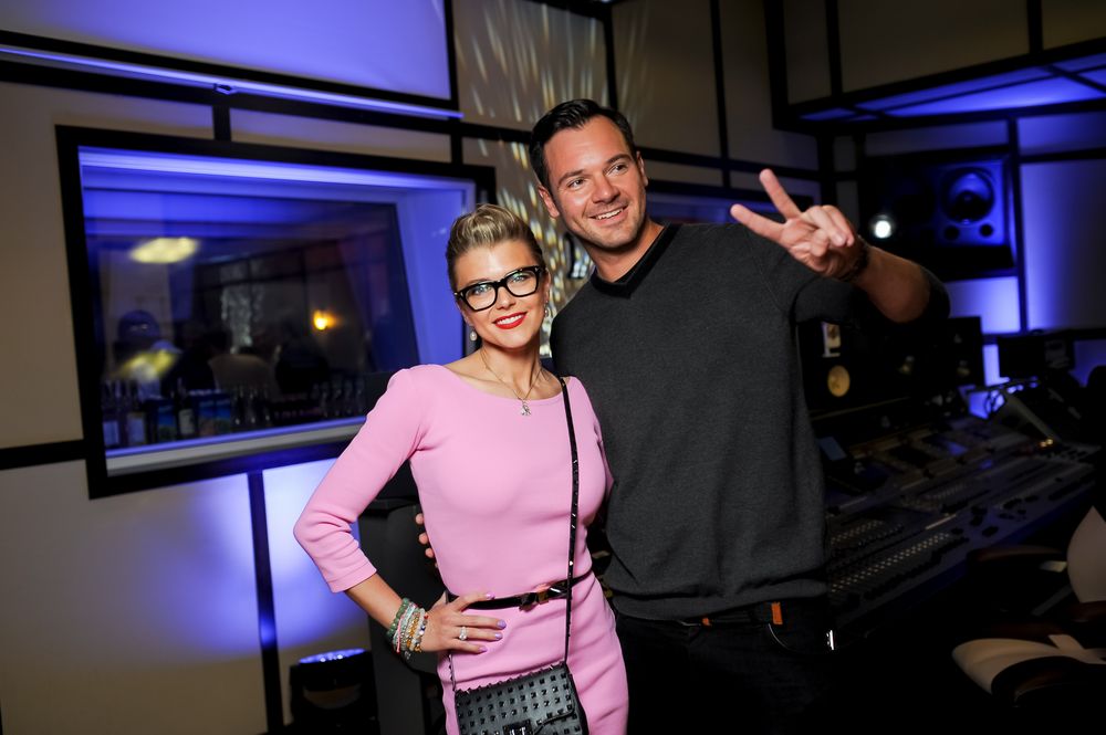 звезды на вечеринке Александра Пономарева