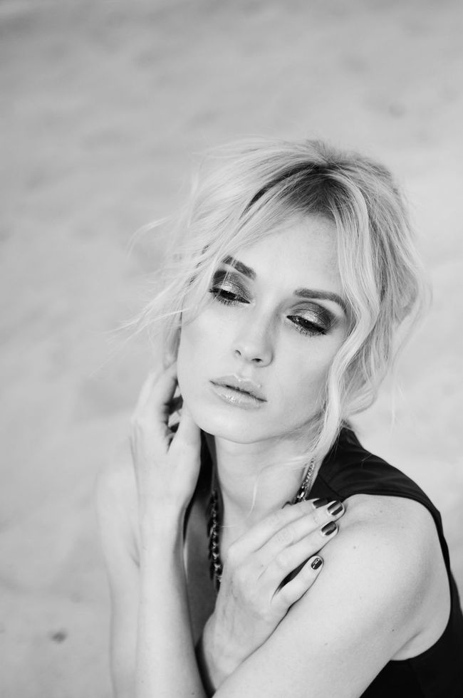 Аида Николайчук снялась в сексуальнлй фотосессии 