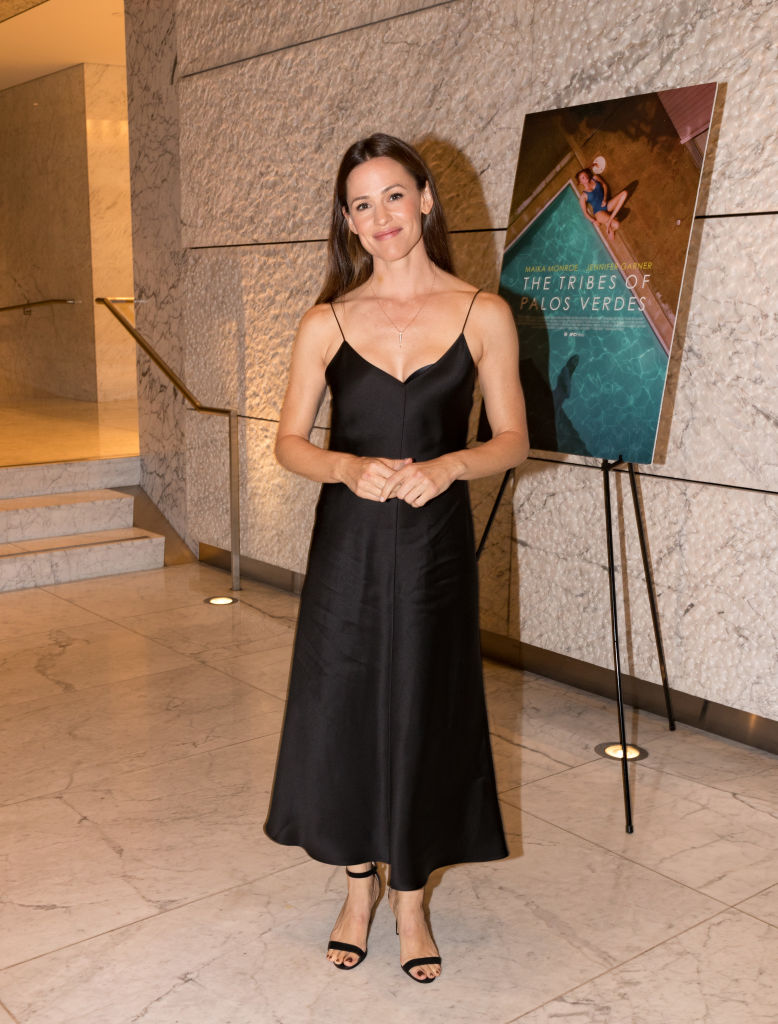 Дженнифер Гарнер против Эмбер Херд: на ком лучше похожий наряд?