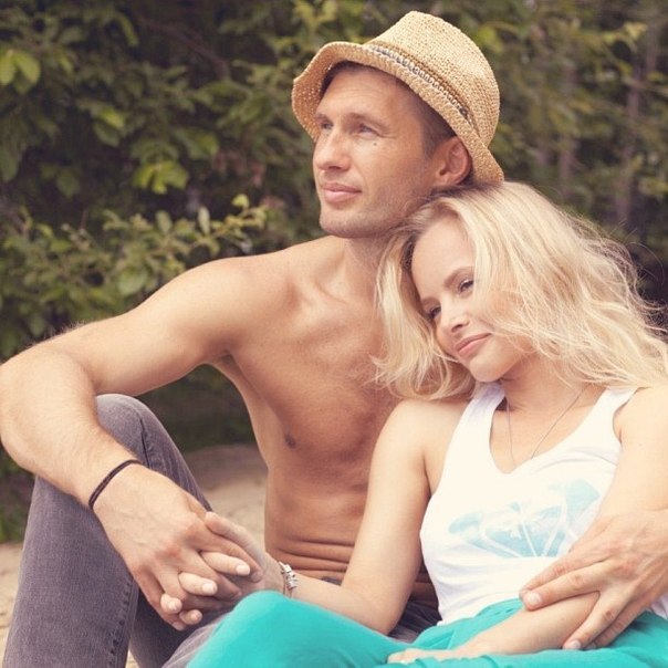 Холостяк Евгений Левченко и Олеся Ермакова фото