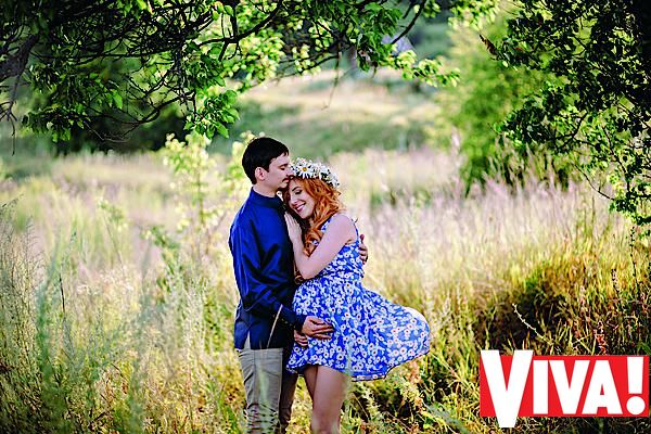 Иллария и ее муж снялись в фотосессии с маленькой дочкой