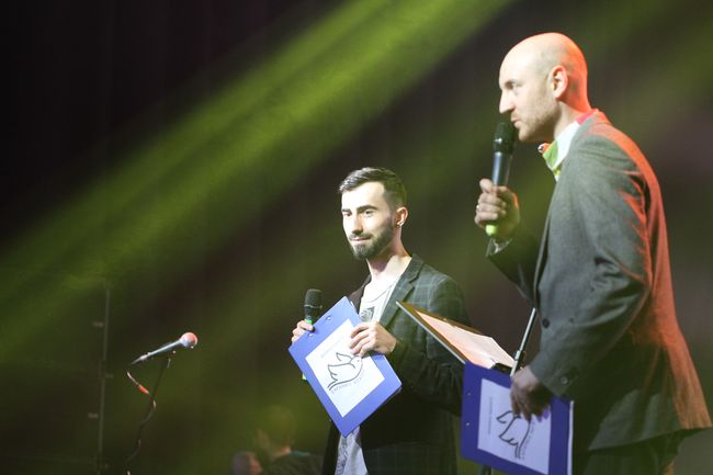 Украинские артисты собрали 200 тысяч гривен на лечение раненых в зоне АТО