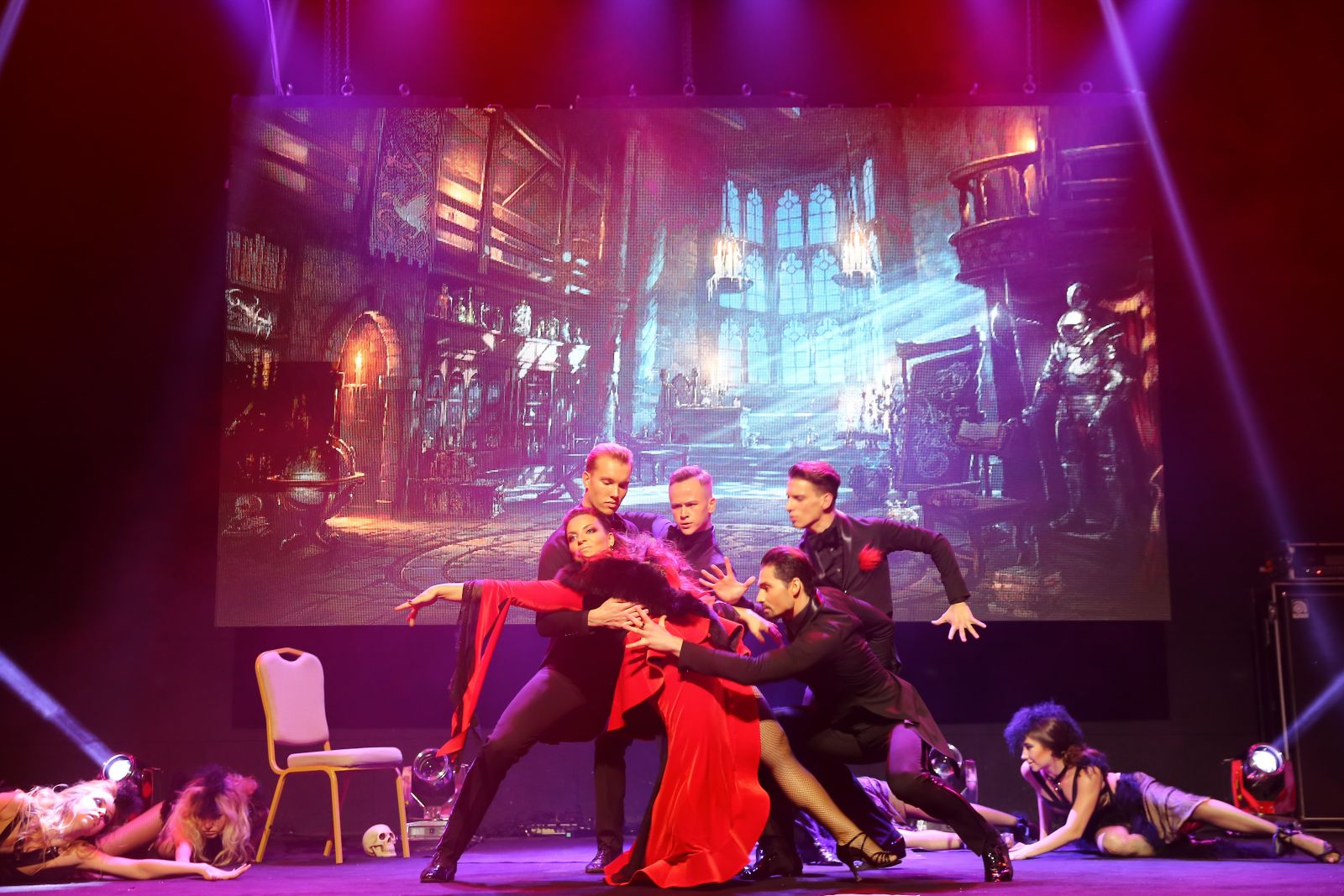 Юрий Ткач, Игорь Кузьменко, Женя Кот: финалисты шоу "Танці з зірками" блистают на "Viva! Бал"