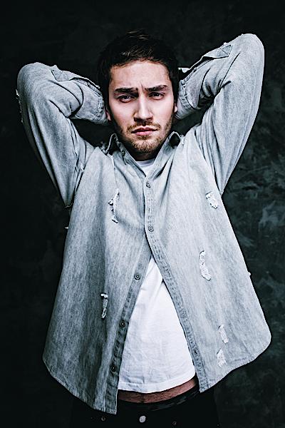 Рожден Ануси