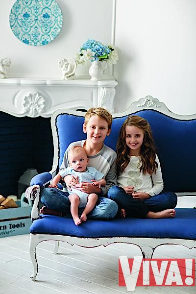 Участник Океана Ельзи Милош Елич знакомит с женой и детьми: эксклюзив Viva! (Фото)