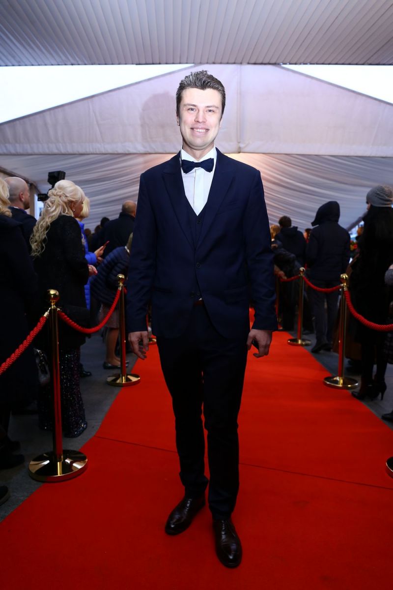 Главная красная дорожка страны: Джамала, Тина Кароль, O.Torvald и другие звезды прибыли на церемонию "Viva! Самые красивые-2017"