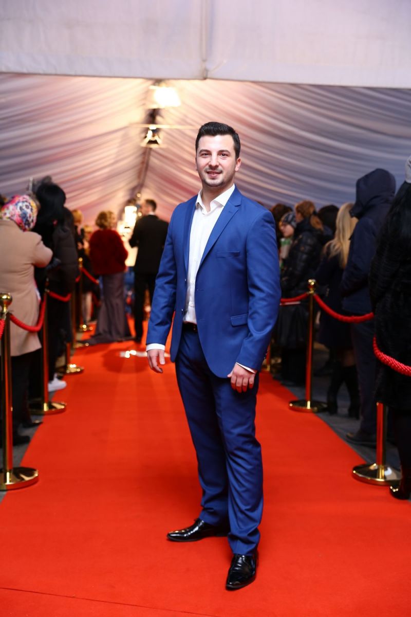 Главная красная дорожка страны: Джамала, Тина Кароль, O.Torvald и другие звезды прибыли на церемонию "Viva! Самые красивые-2017"