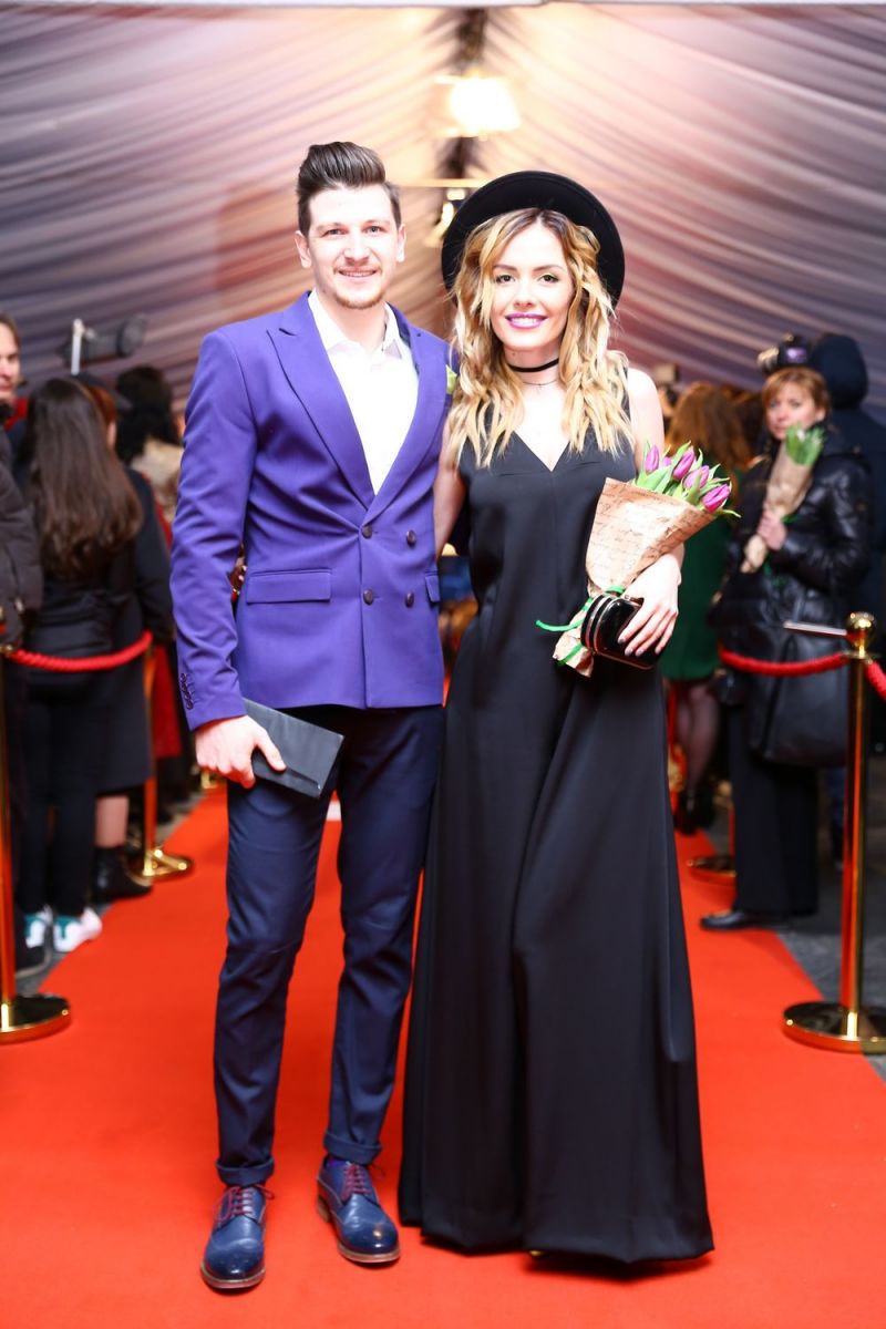 Главная красная дорожка страны: Джамала, Тина Кароль, O.Torvald и другие звезды прибыли на церемонию "Viva! Самые красивые-2017"