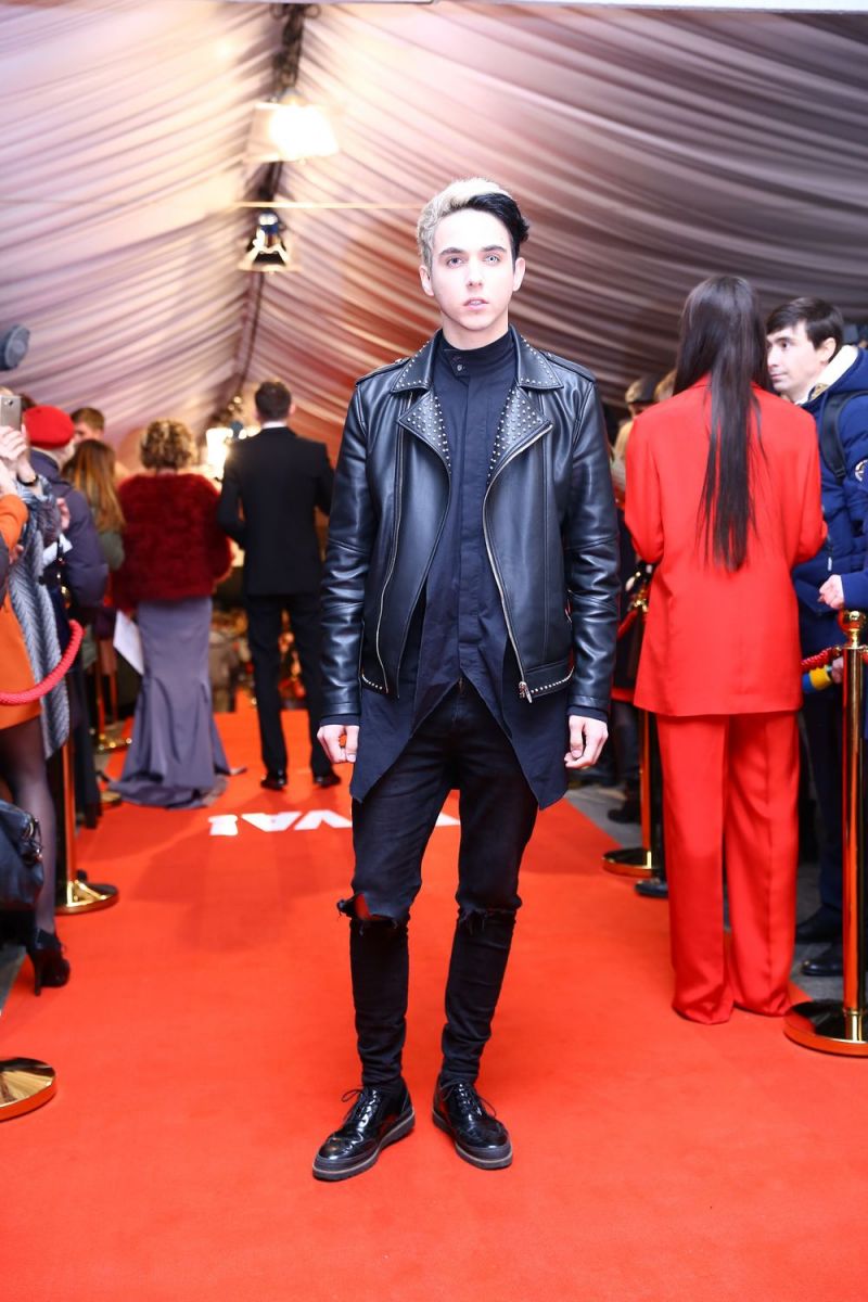 Главная красная дорожка страны: Джамала, Тина Кароль, O.Torvald и другие звезды прибыли на церемонию "Viva! Самые красивые-2017"