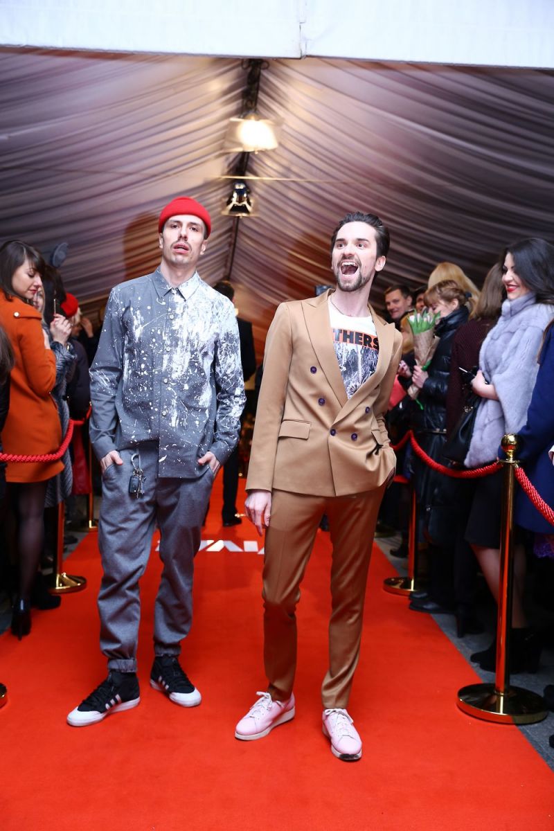 Главная красная дорожка страны: Джамала, Тина Кароль, O.Torvald и другие звезды прибыли на церемонию "Viva! Самые красивые-2017"