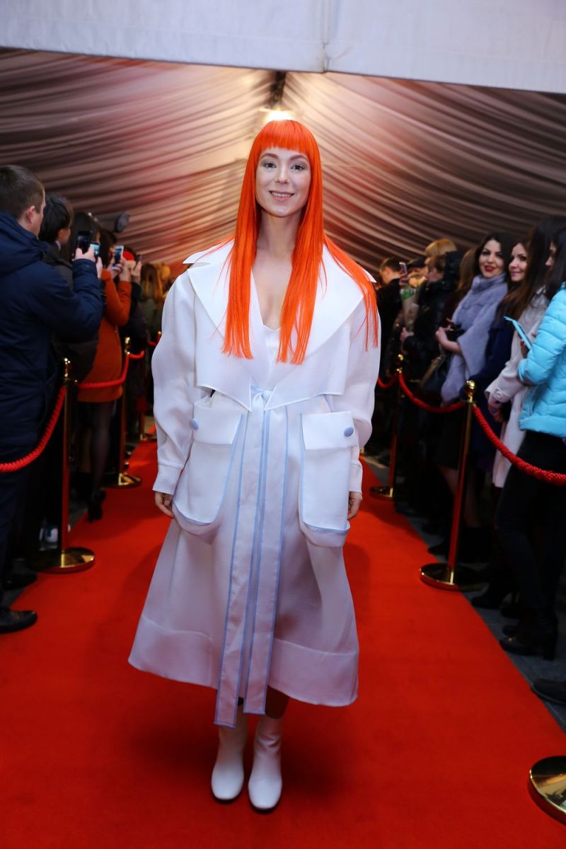 Главная красная дорожка страны: Monatik, The Harkiss, O.Torvald и другие звезды прибыли на церемонию "Viva! Самые красивые-2017"