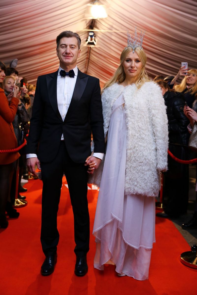 Королевский выход: на &quot;Viva! Самые красивые-2017&quot; Ольга Горбачева пришла в короне