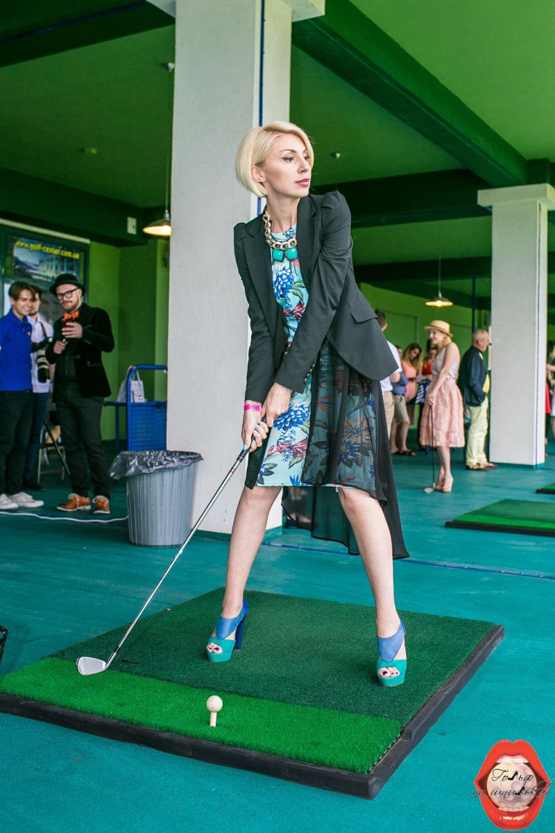 Украинские звезды на высоких каблуках сыграли в гольф