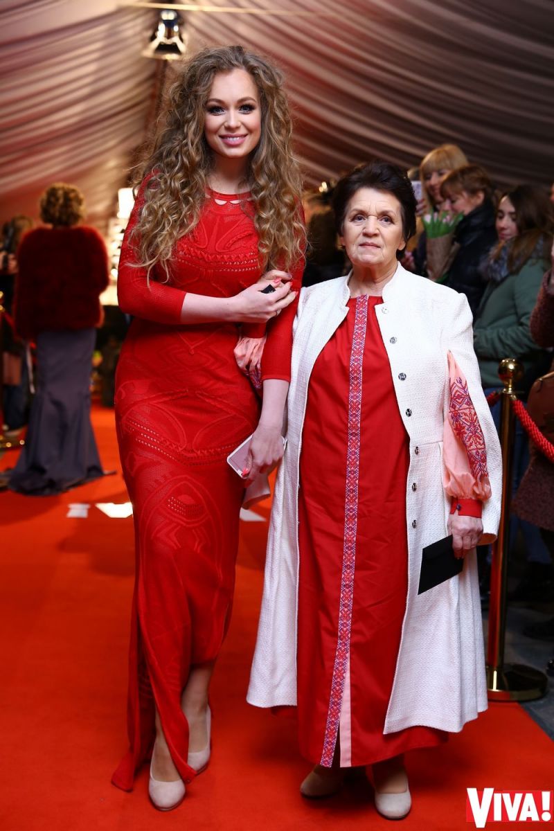 Яна Соломко на церемонии Viva! Самые красивые-2017