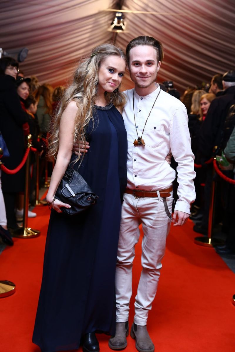 Главная красная дорожка страны: Monatik, The Harkiss, O.Torvald и другие звезды прибыли на церемонию "Viva! Самые красивые-2017"