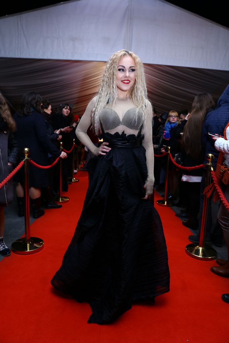 Главная красная дорожка страны: Monatik, The Harkiss, O.Torvald и другие звезды прибыли на церемонию "Viva! Самые красивые-2017"