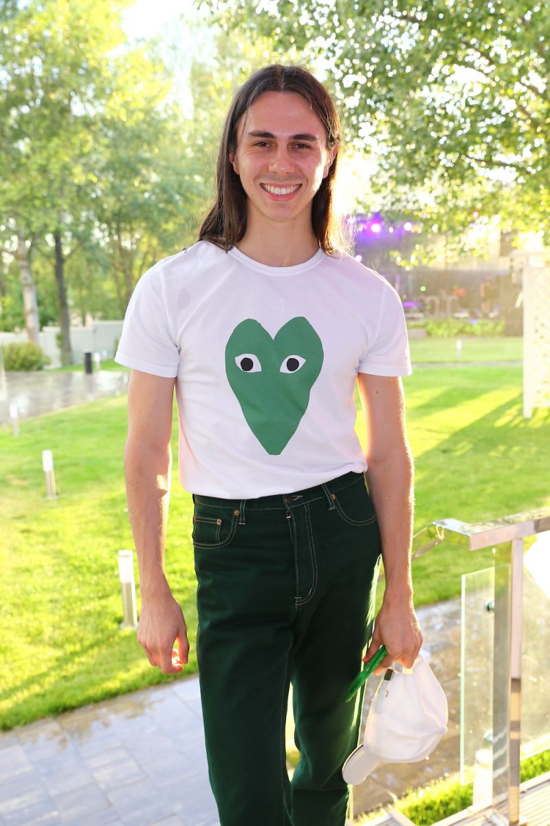 50 оттенков зеленого: звезды в зеленых нарядах на вечеринке Viva!