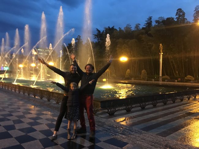 Судья "МастерШеф Дети-2" и его экс-жена устроили для дочери сказочный день рождения