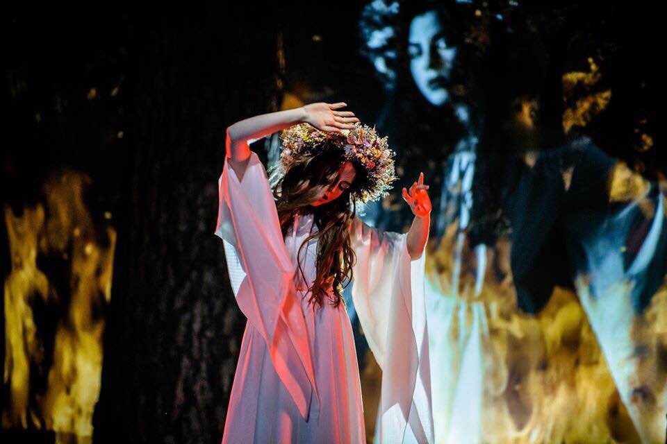 Кристина Соловий снялась в мистическом видео