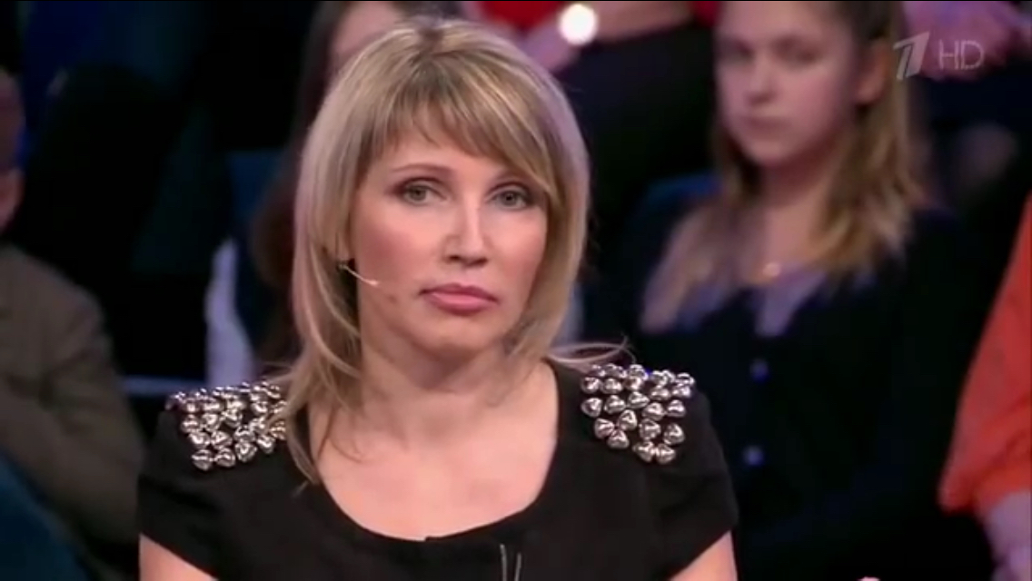 Вера Брежнева показала свою четвертую сестру 