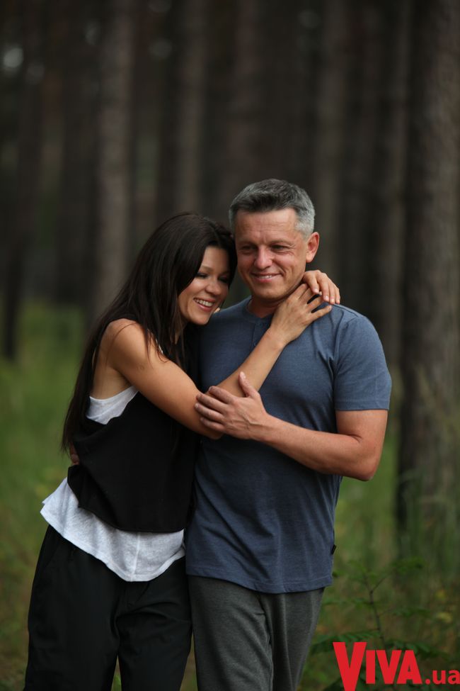 Руслана и ее муж празднуют 20-ю годовщину свадьбы! Семейные фото