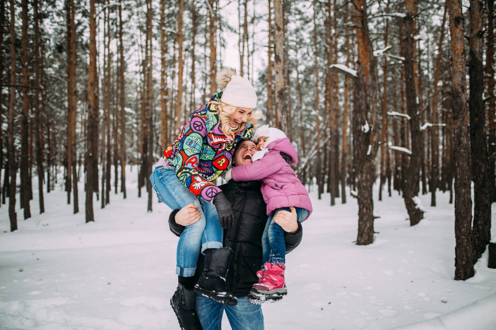 Лилия Ребрик с мужем и дочерью