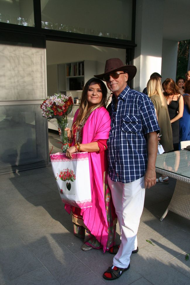 Наталья Могилевская устроила йога-вечеринку с медитациями по случаю своего 41-летия