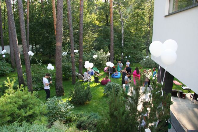 Наталья Могилевская устроила йога-вечеринку с медитациями по случаю своего 41-летия