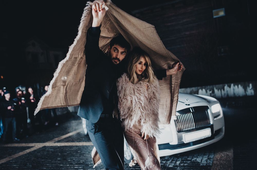 Loboda разбила эксклюзивный автомобиль Rolls-Royce