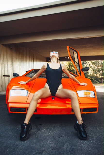 Layah снялась в пляжной фотосессии в Лос-Анджелесе