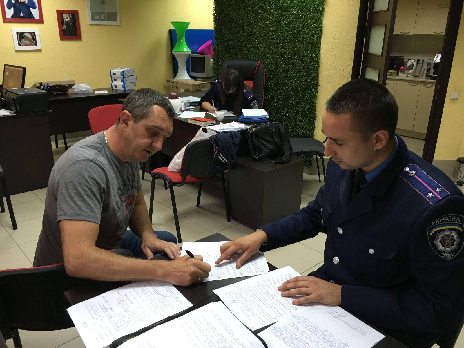 Дядя Жора в полиции