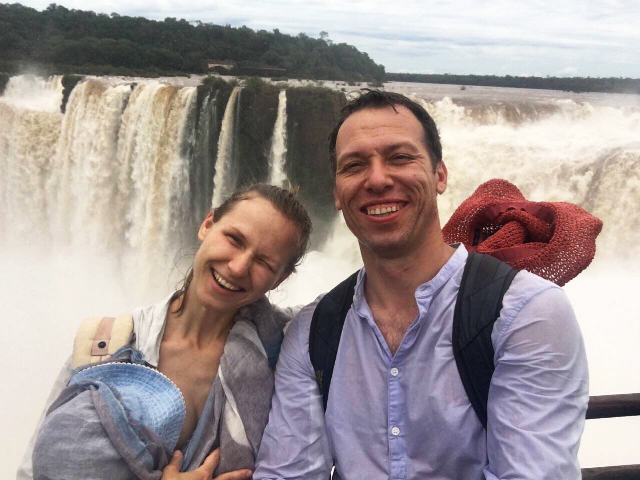 Константин Томильченко с женой и дочкой побывали в Аргентине