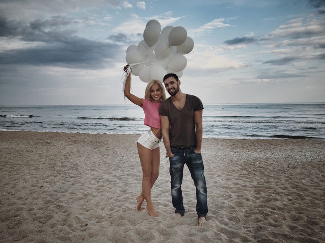 Виталий Козловский устроил  романтический уикенд на море