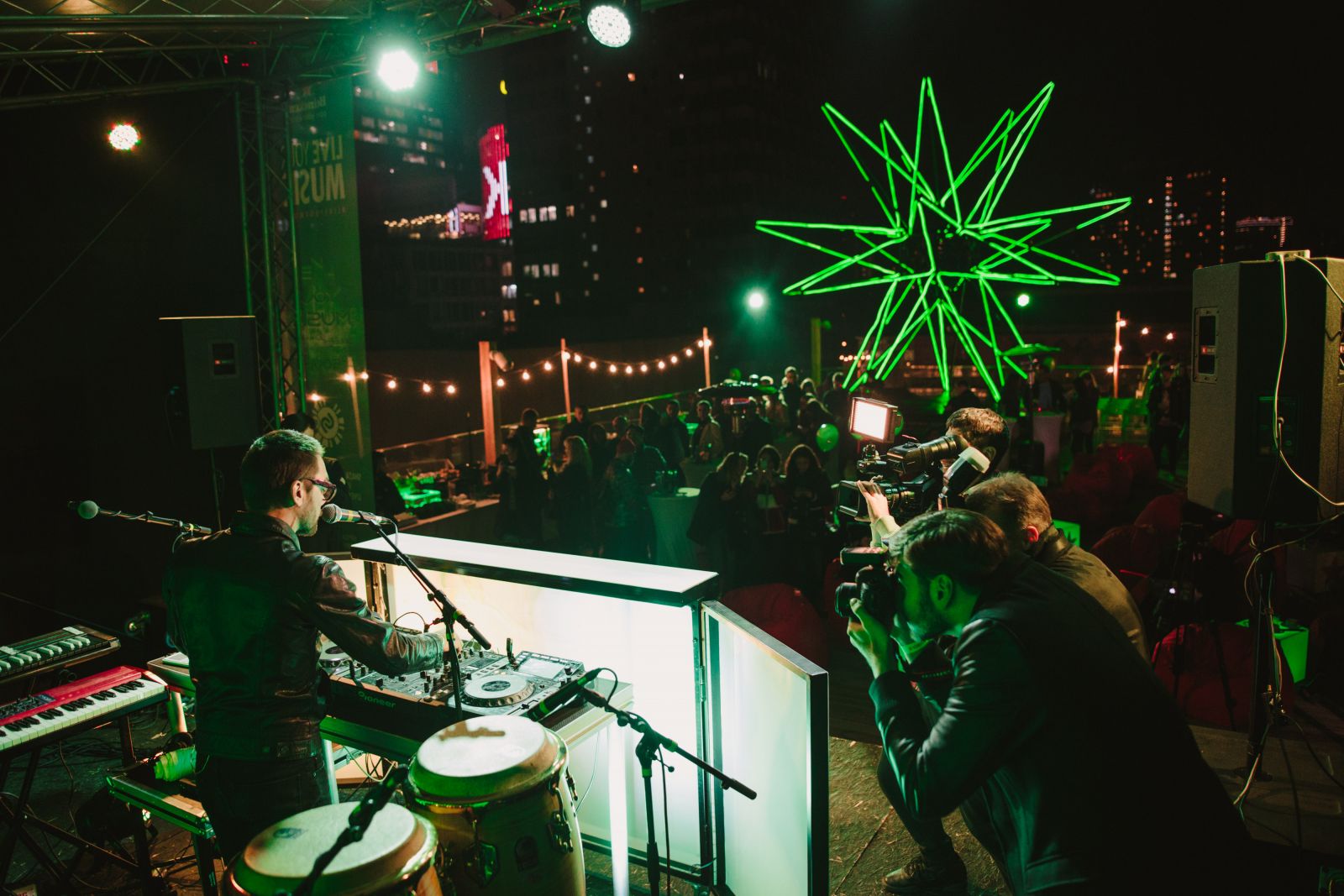 Onuka, Maneken, Анна Добриднева и другие: звезды на презентации арт-проекта Александра Милова