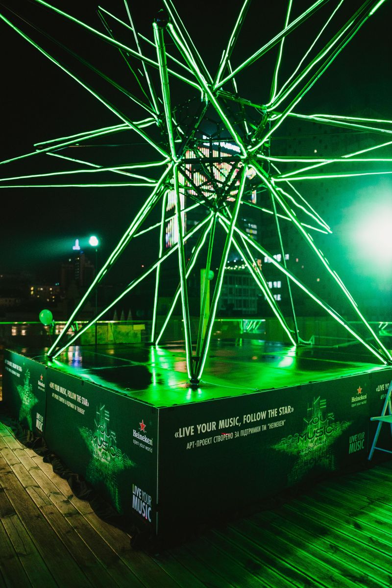 Onuka, Maneken, Анна Добриднева и другие: звезды на презентации арт-проекта Александра Милова