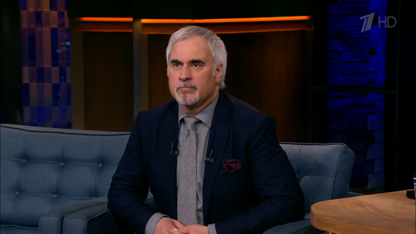 В сети появилось фото старшего сына Валерия Меладзе и Альбины Джанабаевой