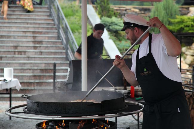 Украинские звезды открыли во Львове пляжный сезон