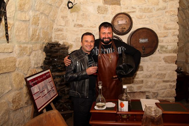 Украинские звезды открыли во Львове пляжный сезон