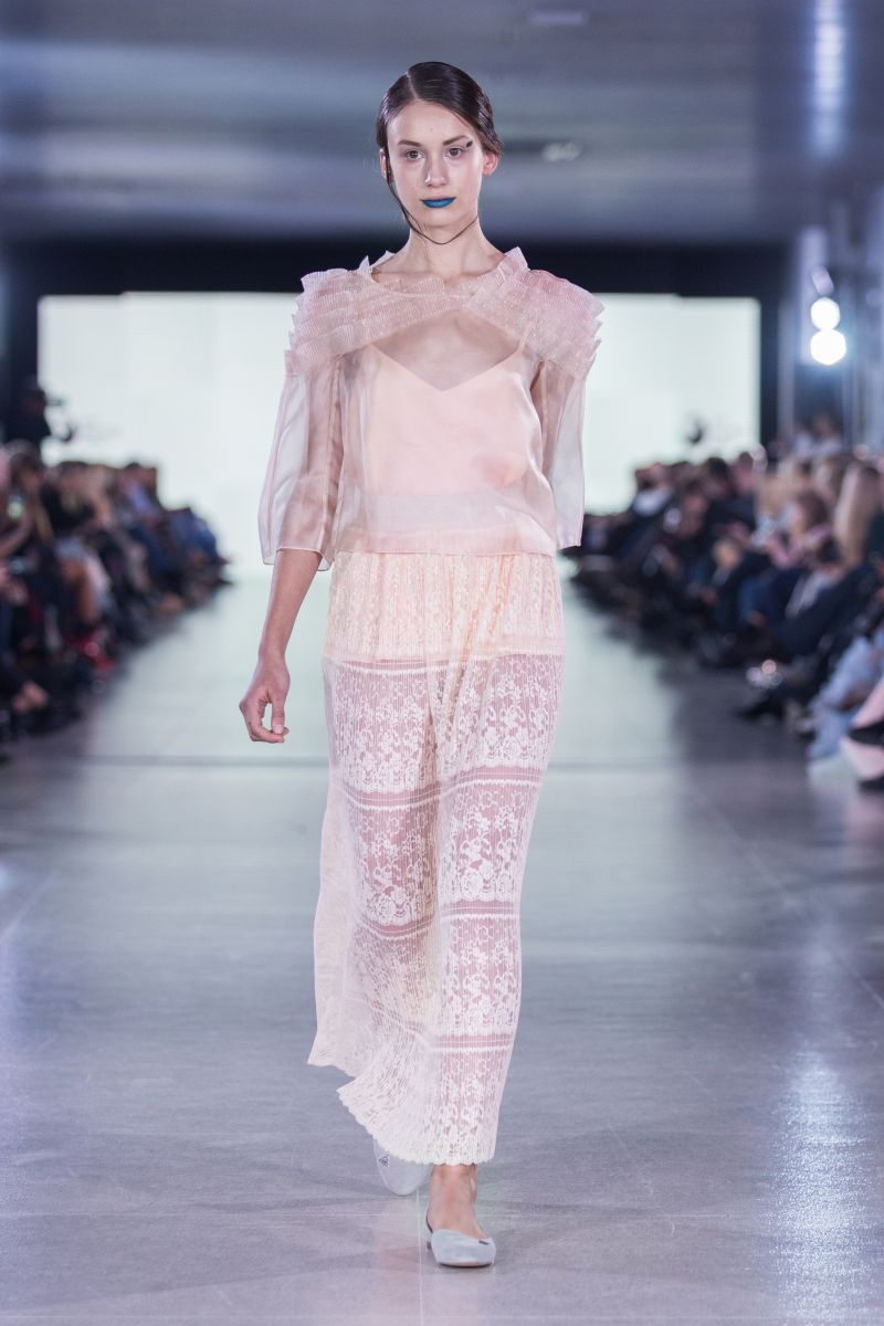 Легкие ткани и светлые оттенки: Lesia Semi представила новую коллекцию на Lviv Fashion Week
