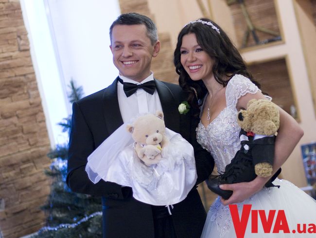 Руслана и ее муж празднуют 20-ю годовщину свадьбы! Семейные фото