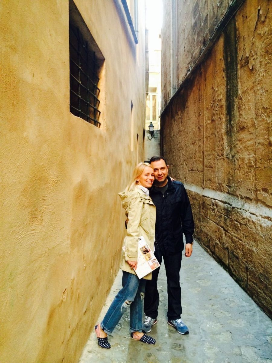 Ведущая программы &quot;Факты&quot; Оксана Гутцайт отдохнула с семьей на Средиземном море