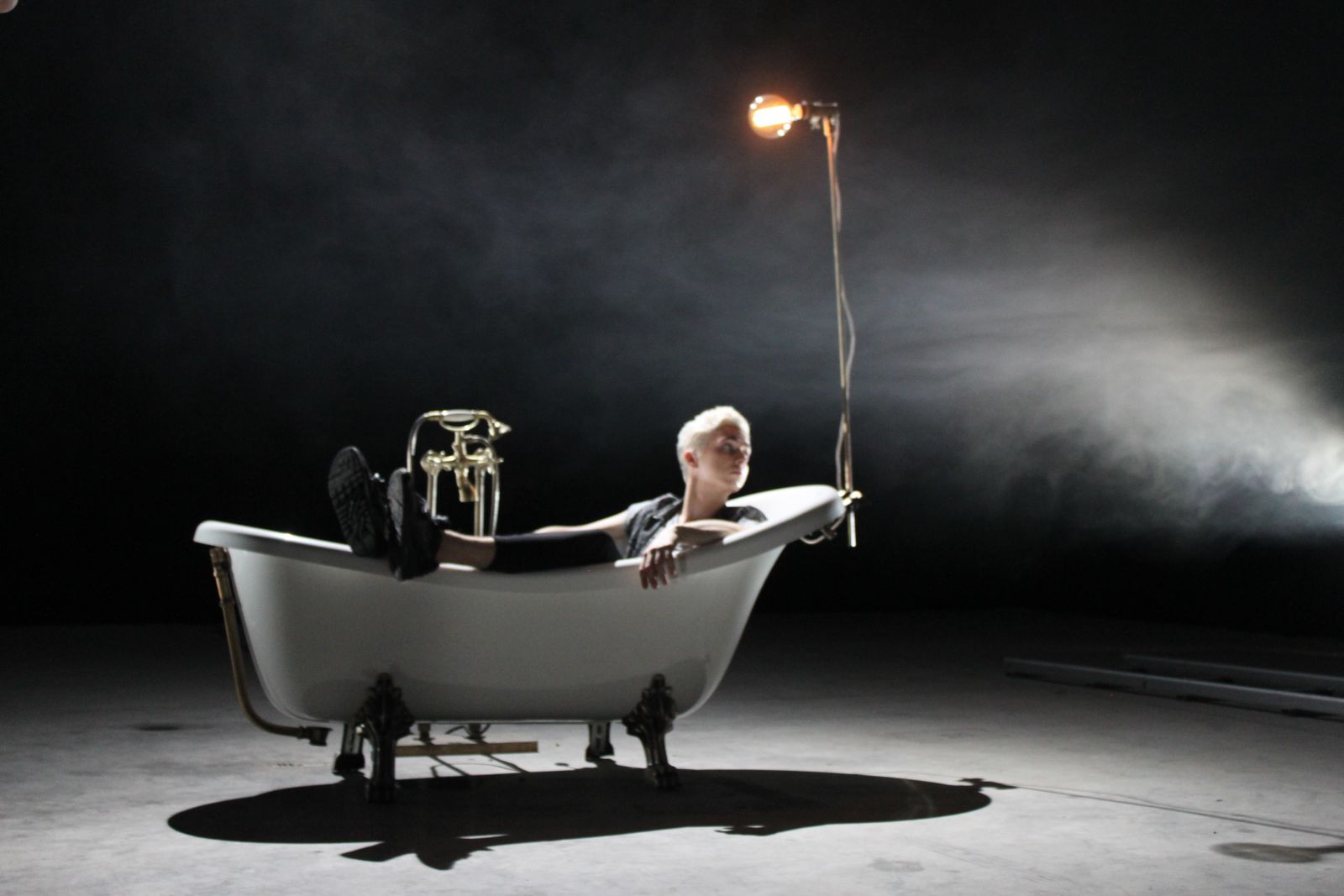 Победитель шоу Х-фактор 6 Костя Бочаров снял дебютный клип