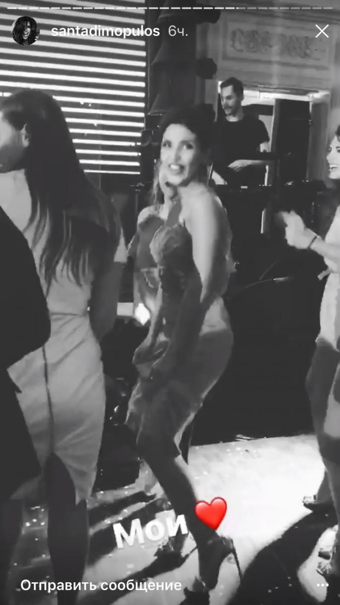 Сладкие 30: Санта Димопулос показала фотографии с пышного празднования юбилея