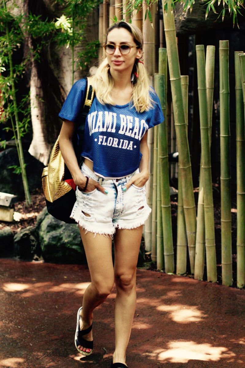 Светлана Лобода на отдыхе в Испании